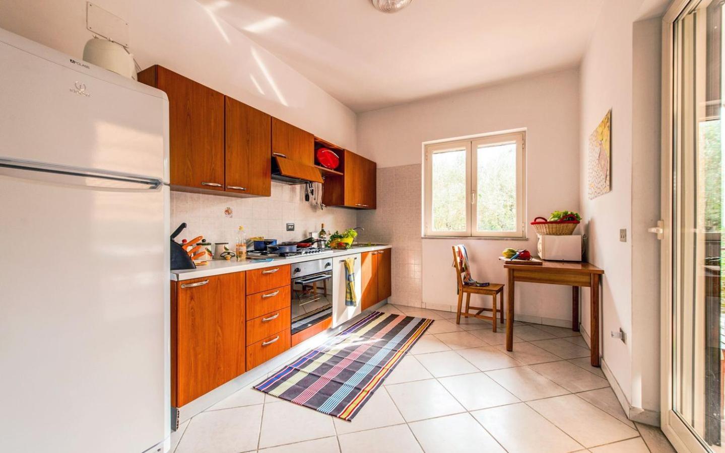 Livingapple Apartment Scauri  Exterior photo